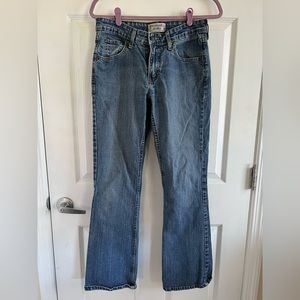 Women’s Levi’s signature low rise bootcut jeans